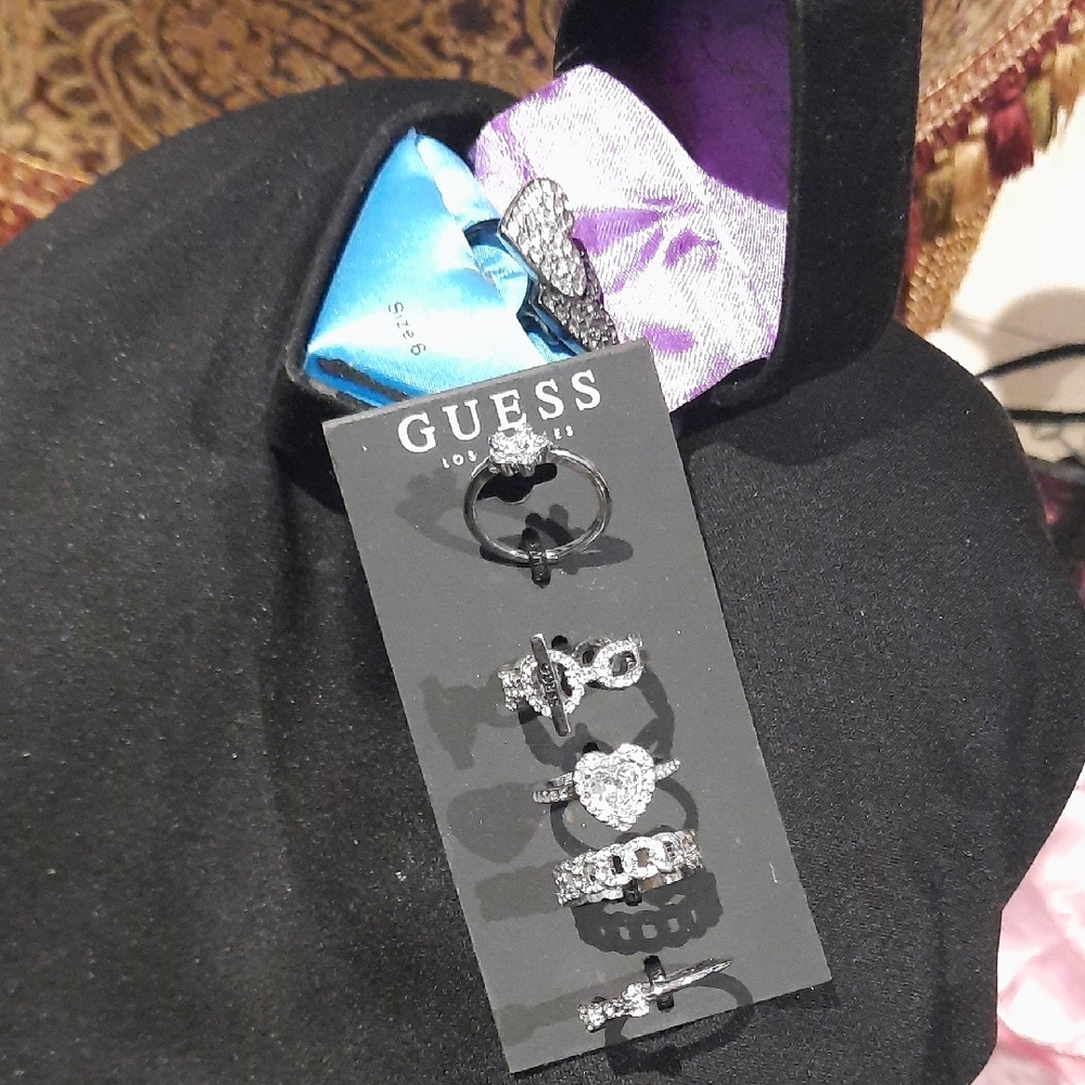 NWT LOT O' GUESS Women's Silver Ring Collection Size 6 Up To 7.5